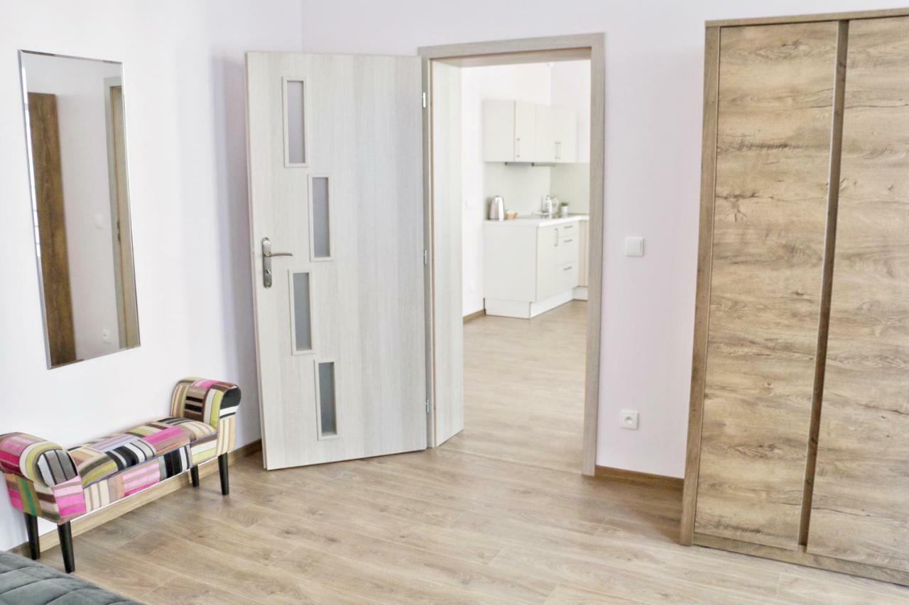 Apartments Moravska 24 Карлови Вари Екстериор снимка